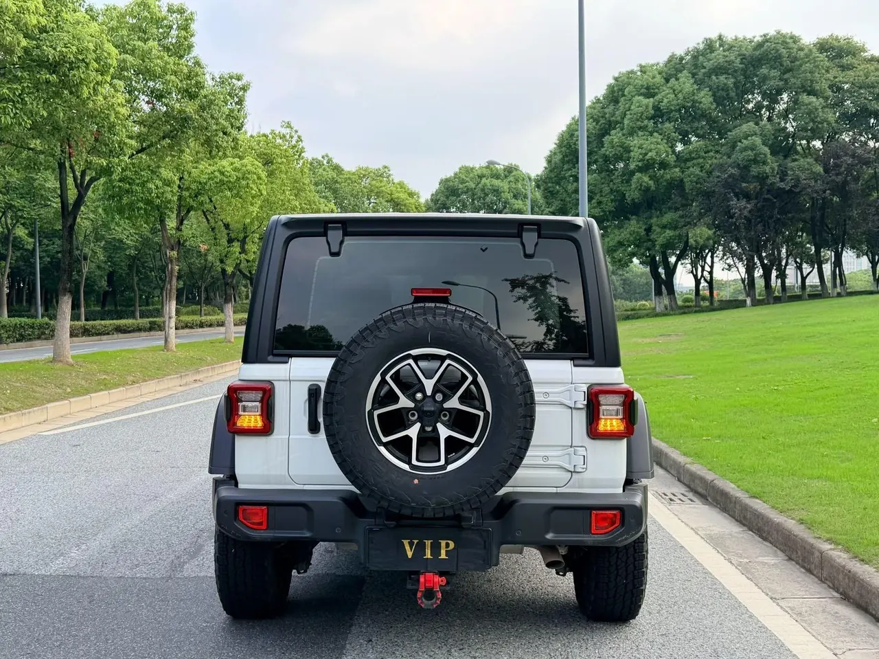 Jeep herdsman (Imported) 2024 herdsman 2.0T Robin Hood Four-door Automatic Gear 3