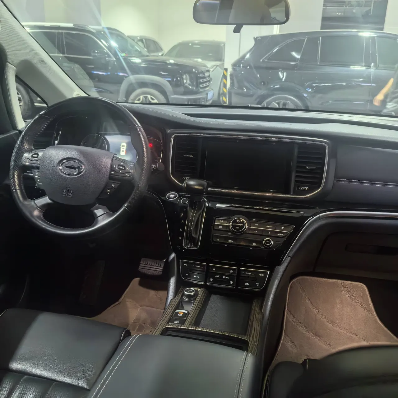 Chuanqi 2020 GM8 2.0T 390T Premium Edition Automatic Gear 4