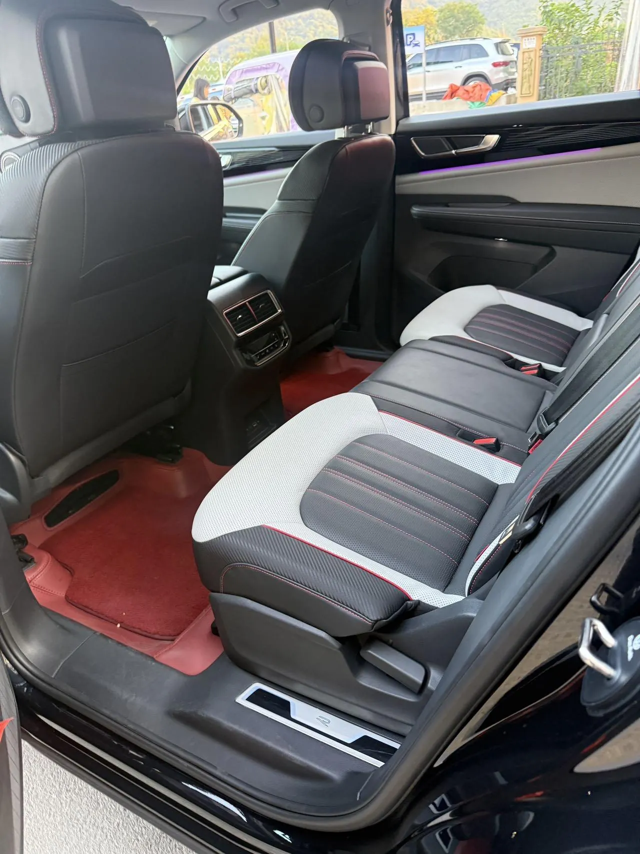 Volkswagen 2024 Tuang X 2.0TSI 380TSI 4WD Respect Deluxe Automatic Transmission 7