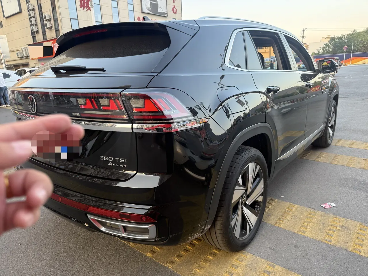 Volkswagen 2024 Tuang X 2.0TSI 380TSI 4WD Respect Deluxe Automatic Transmission 9