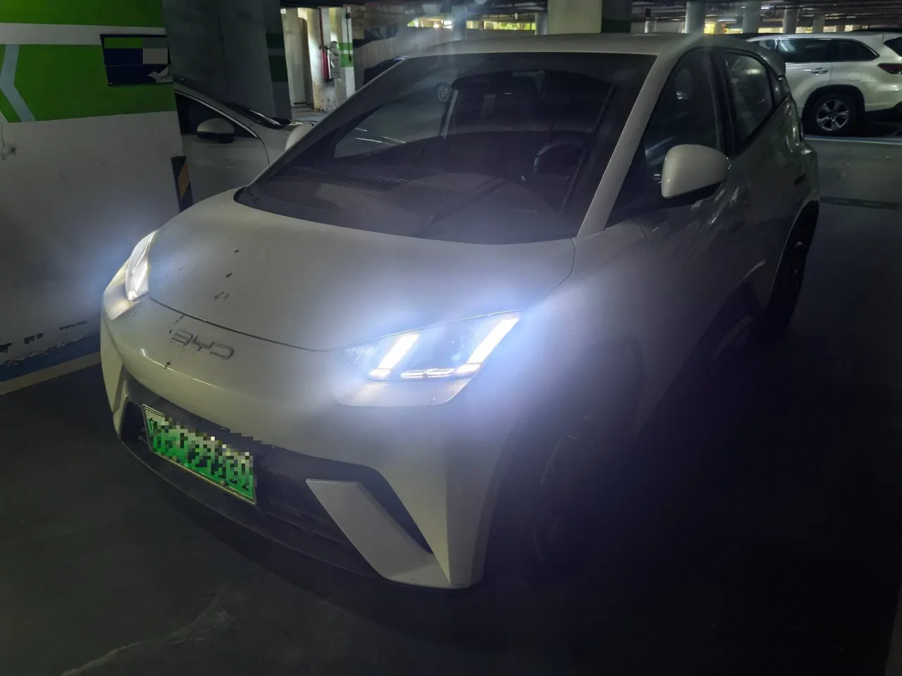 Open image lightbox: BYD 2024 Seagull Glory Edition 405km Flying Edition Automatic Gear