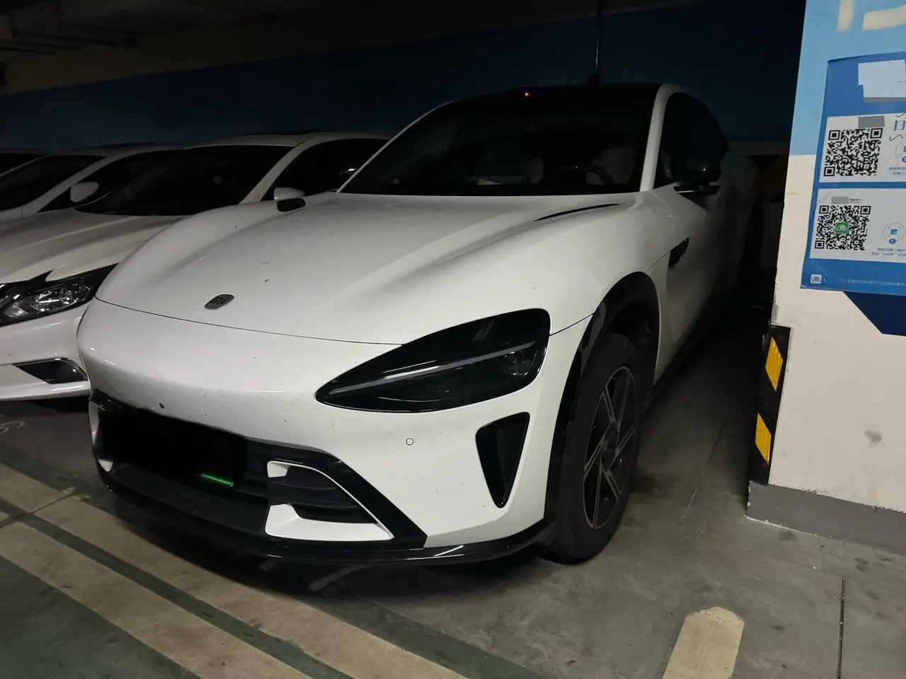 Открыть галерею: MI 2025 YU7 Long Endurance High Performance Four-wheel Drive Max Edition Automatic Gear
