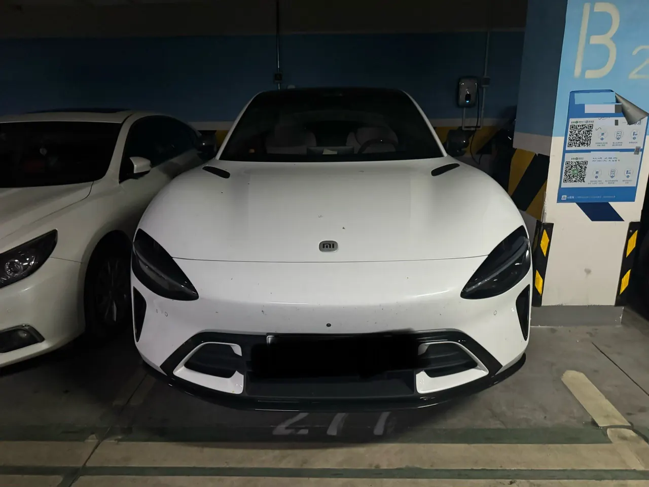 MI 2025 YU7 Long Endurance High Performance Four-wheel Drive Max Edition Automatic Gear 5