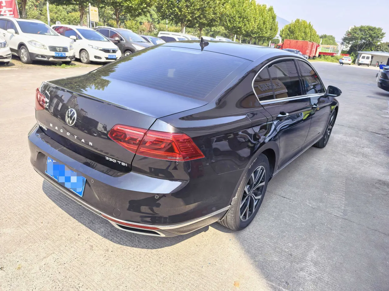 Volkswagen 2020 Magotan 2.0TSI 330TSI luxury automatic transmission 2