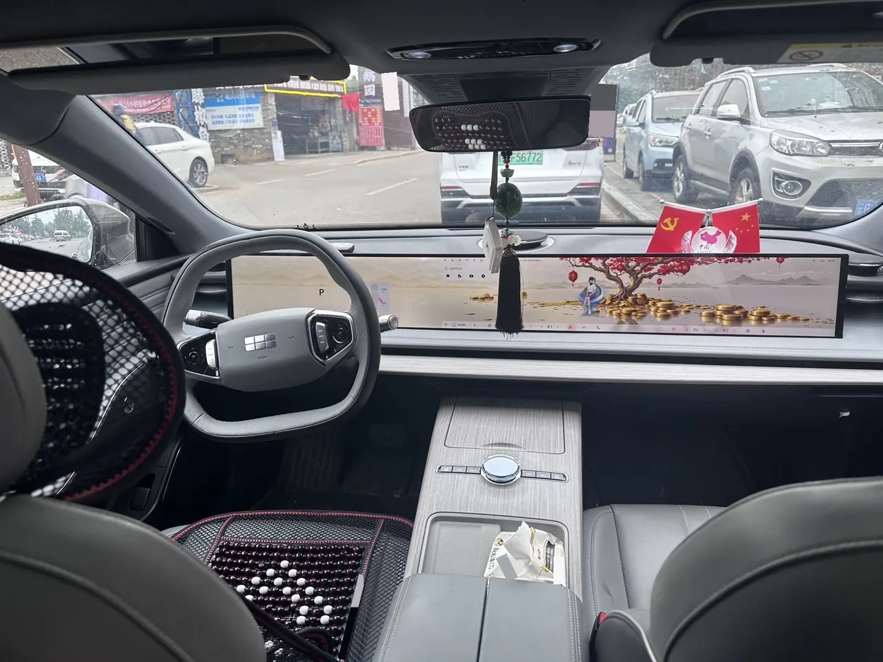 Geely Galaxy 2024 E 8 550km PRO automatic gear 5
