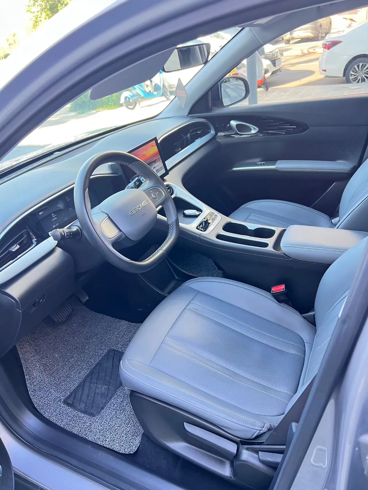 Geely 2025 Star Wish 310km Youth Edition Automatic Gear 4