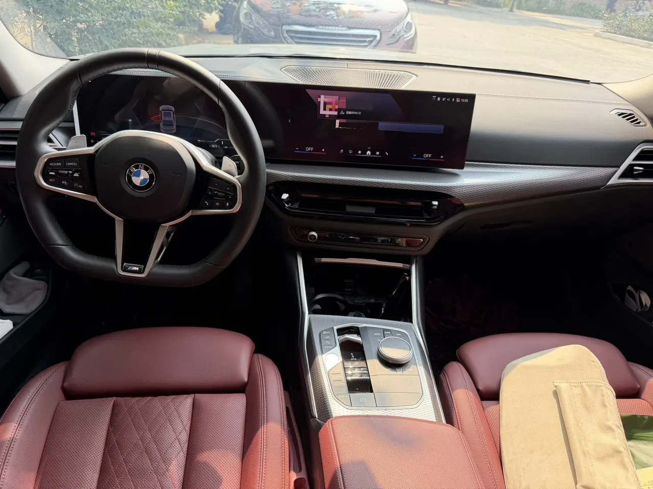 BMW 3 Series 2025 330Li 2.0T M Sports Obsidian Night Suit Automatic Gear 5