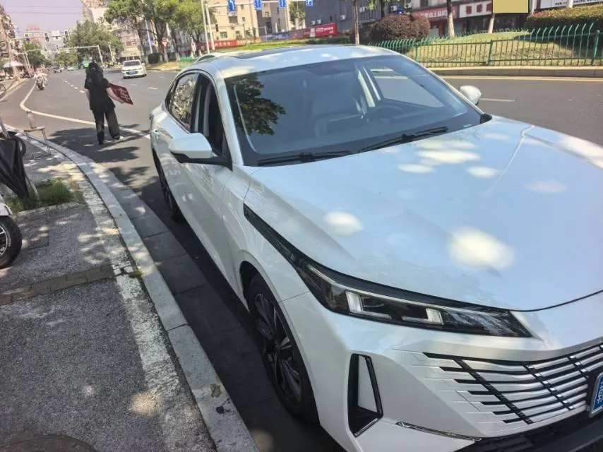 ChangAn 2025 Yidong 1.5T Blue Whale 500Bar Honorable Automatic Gear 2