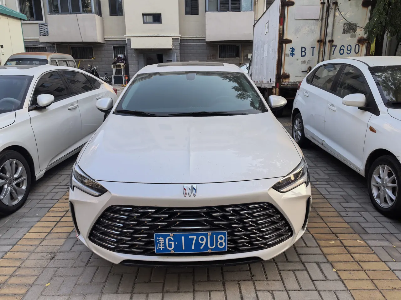 Buick 2024 Regal 1.5T 25T Super Edition Automatic Gear 2