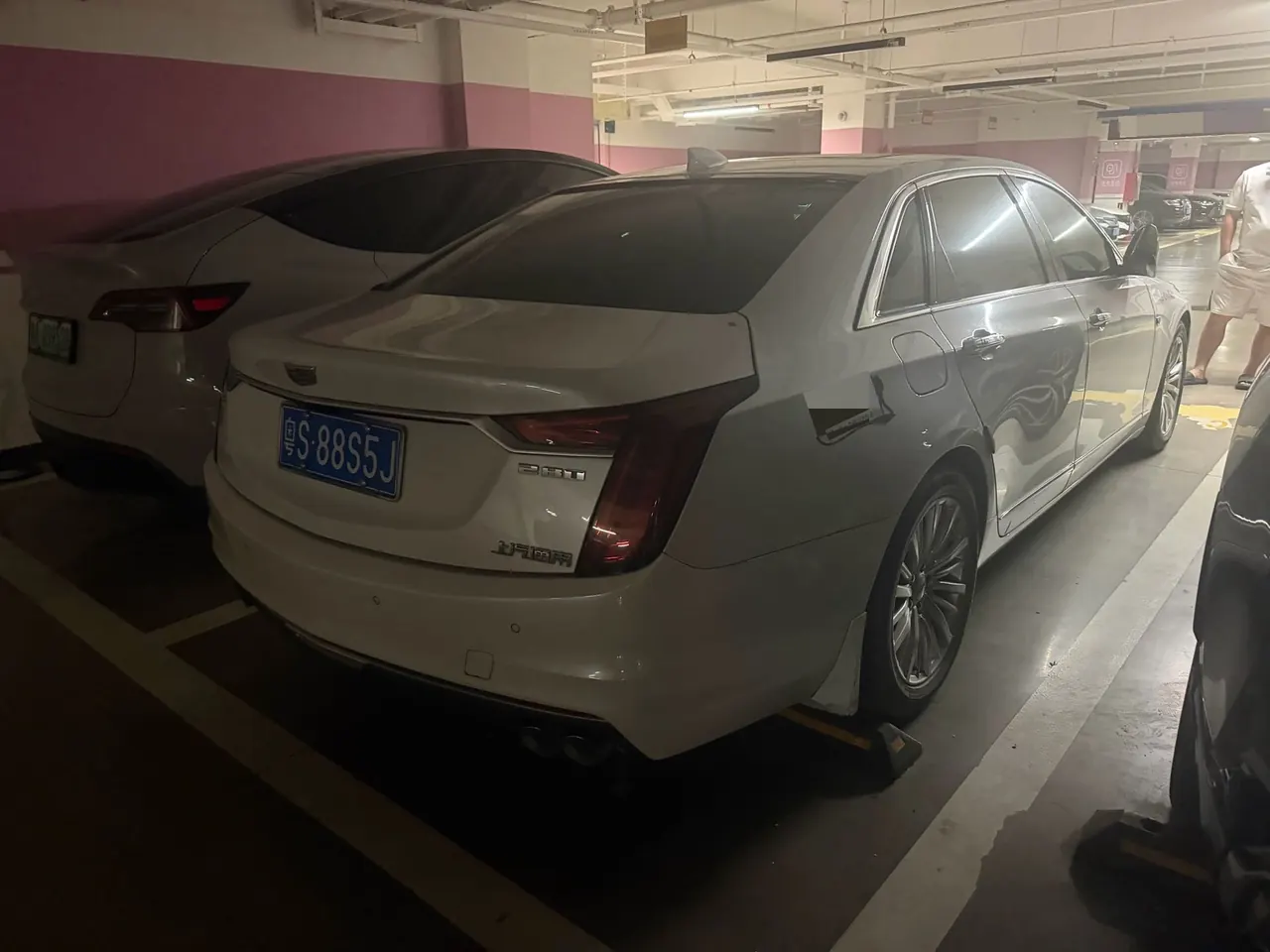Cadillac 2022 CT6 2.0T 28T luxury automatic gear 4
