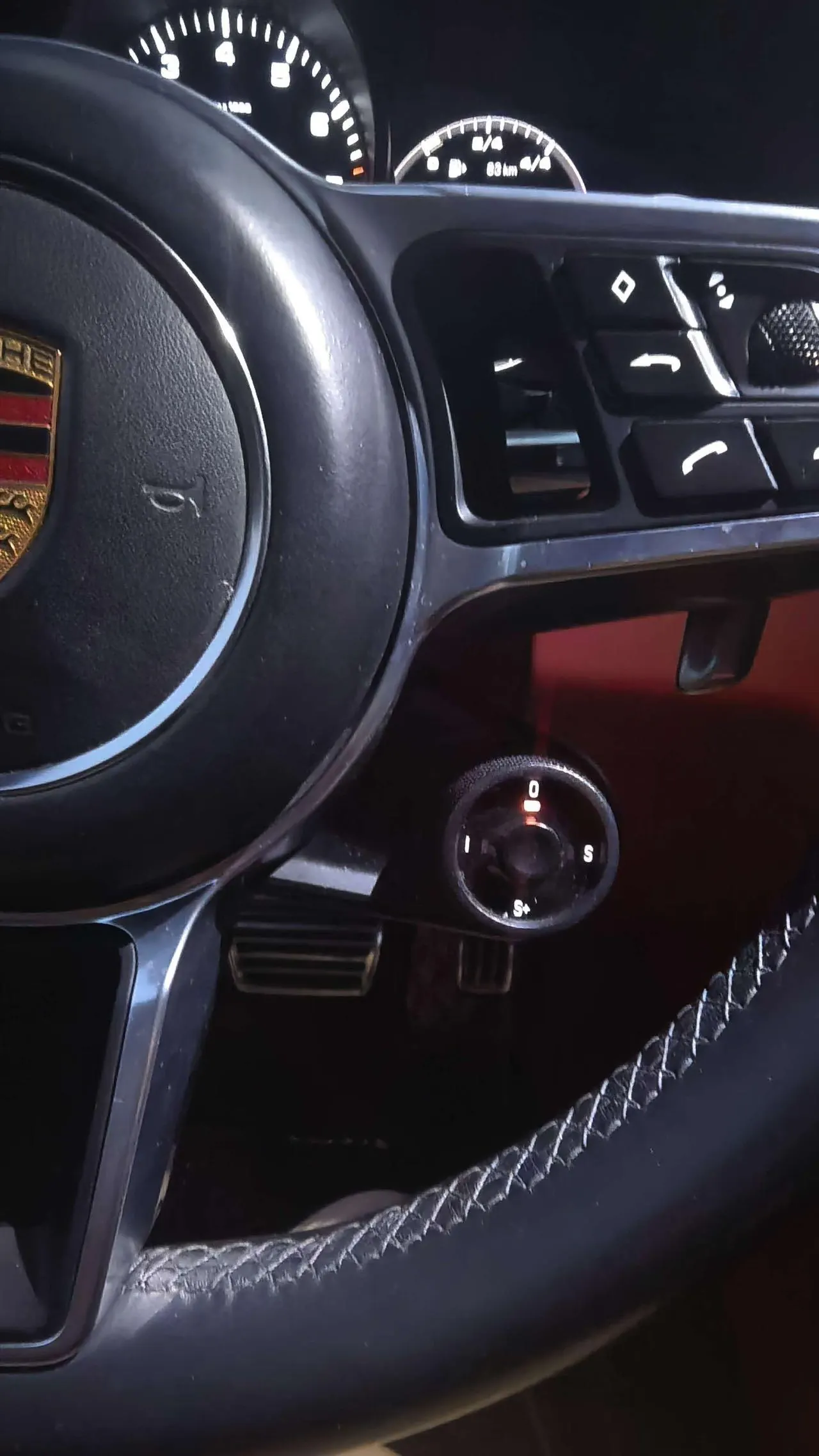 Porsche Cayenne (Imported) 2022 Cayenne S Coupe 2.9T Platinum Edition Automatic Gear 5