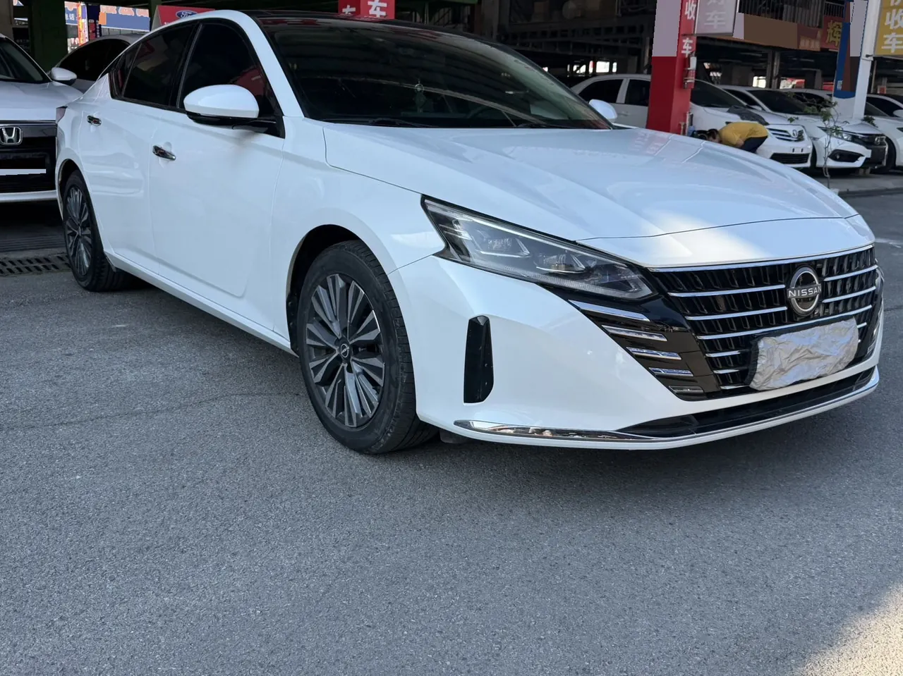 Nissan 2022 Teana 2.0 Stepless XL-TLS Pleasant Edition Automatic Gear 3