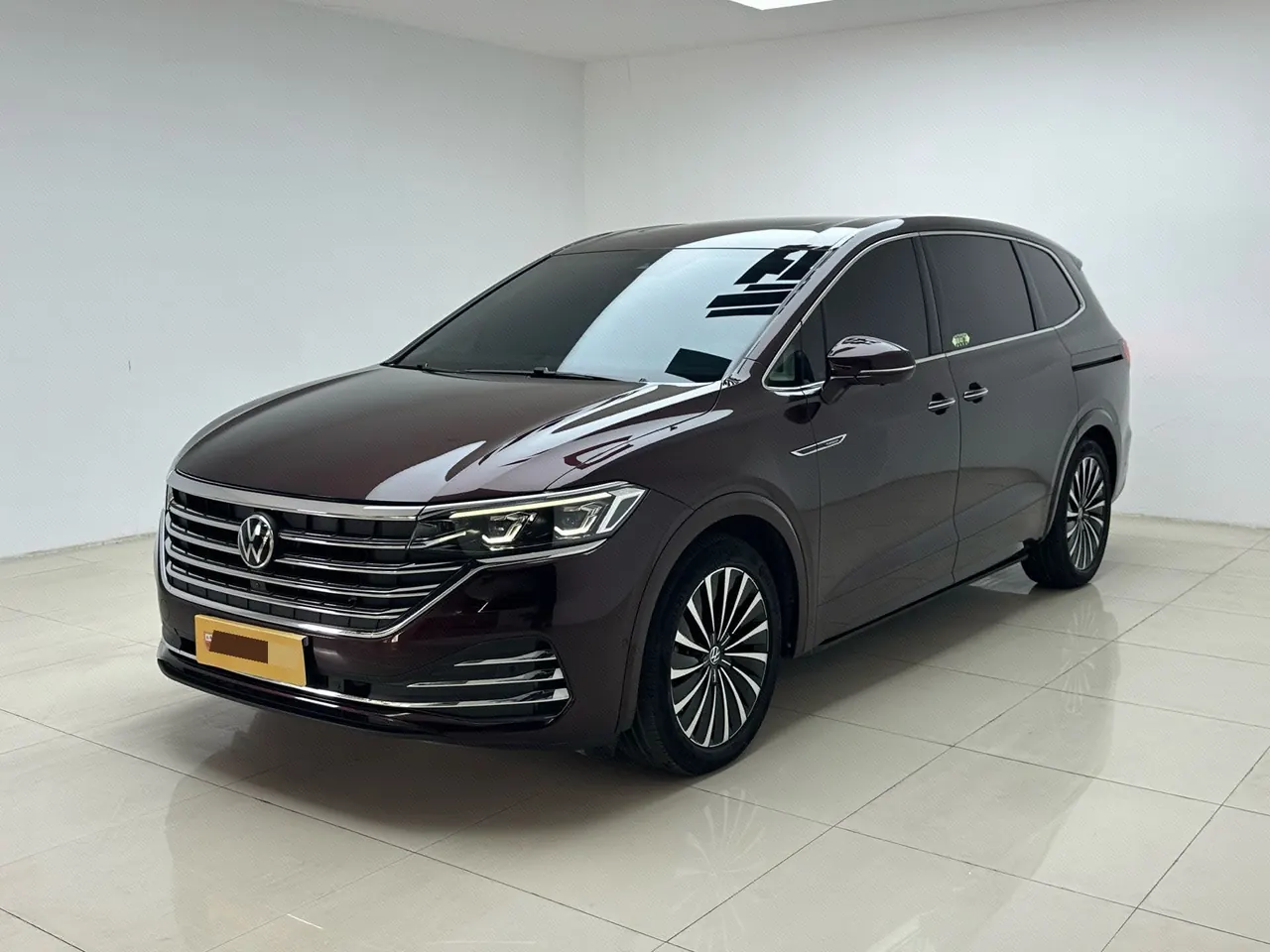 Открыть галерею: Volkswagen 2020 models of Wei ran (Viloran) 2.0TSI 380TSI flagship automatic gear