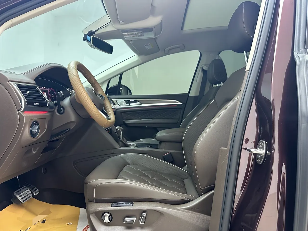 Volkswagen 2020 models of Wei ran (Viloran) 2.0TSI 380TSI flagship automatic gear 4