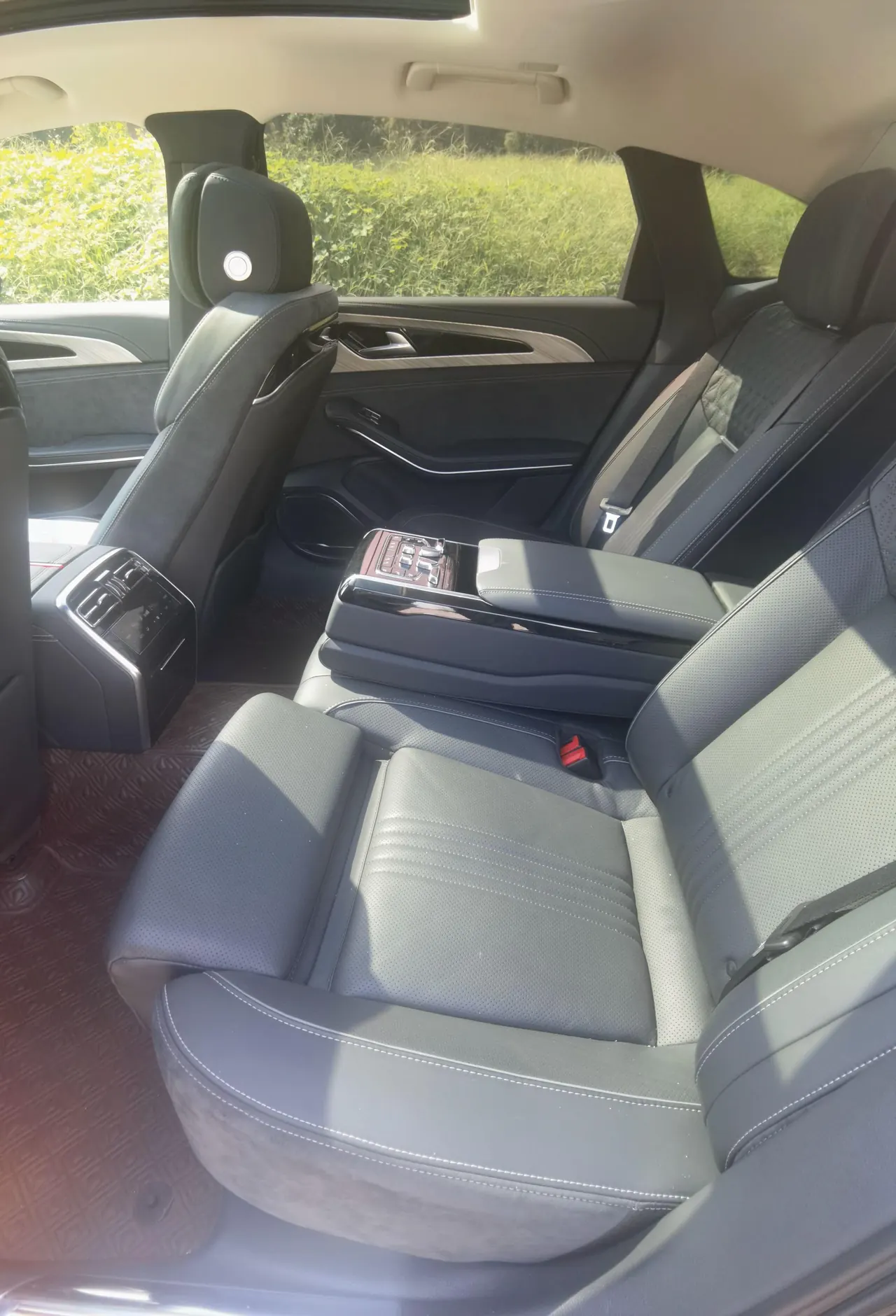 HongQi 2020 H9 48V 2.0T Zhilian Flag Chang Edition (Changed) Automatic Gear 5