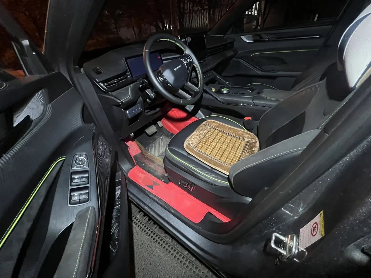 Haval 2022 H6s 1.5T Yuepao Edition Automatic Gear 6