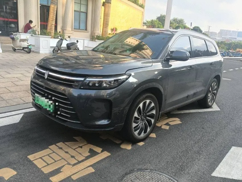Открыть галерею: AITO 2022 AITO M7 1.5T Two-Drive Comfort Edition Automatic Gear