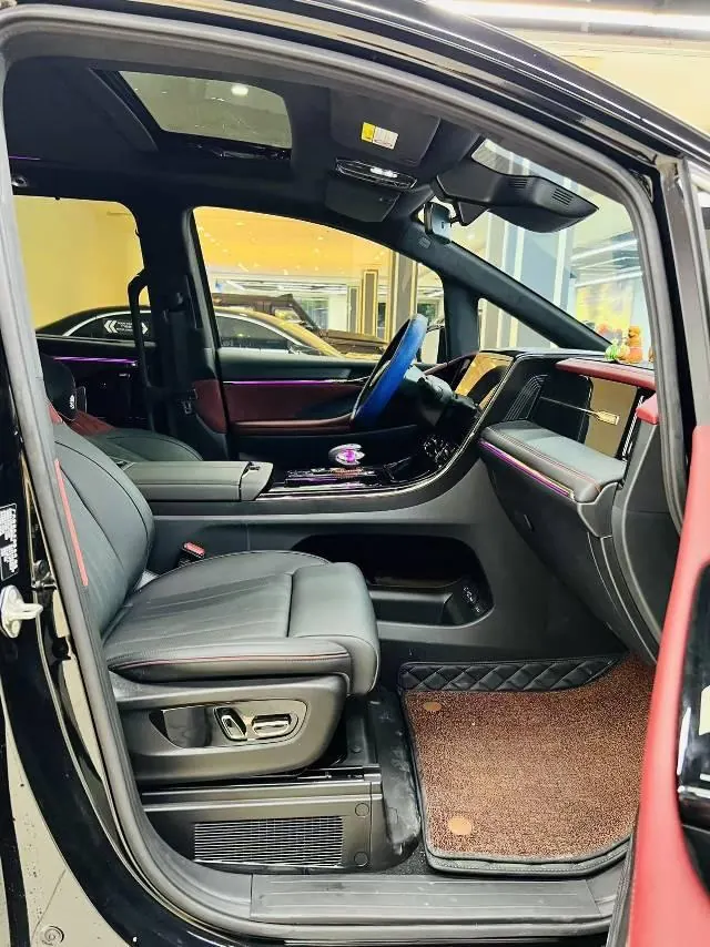 Trumpchi 2025 M8 Dual-Motor 2.0T Grandmaster Series Super Hybrid Automatic Transmission 10
