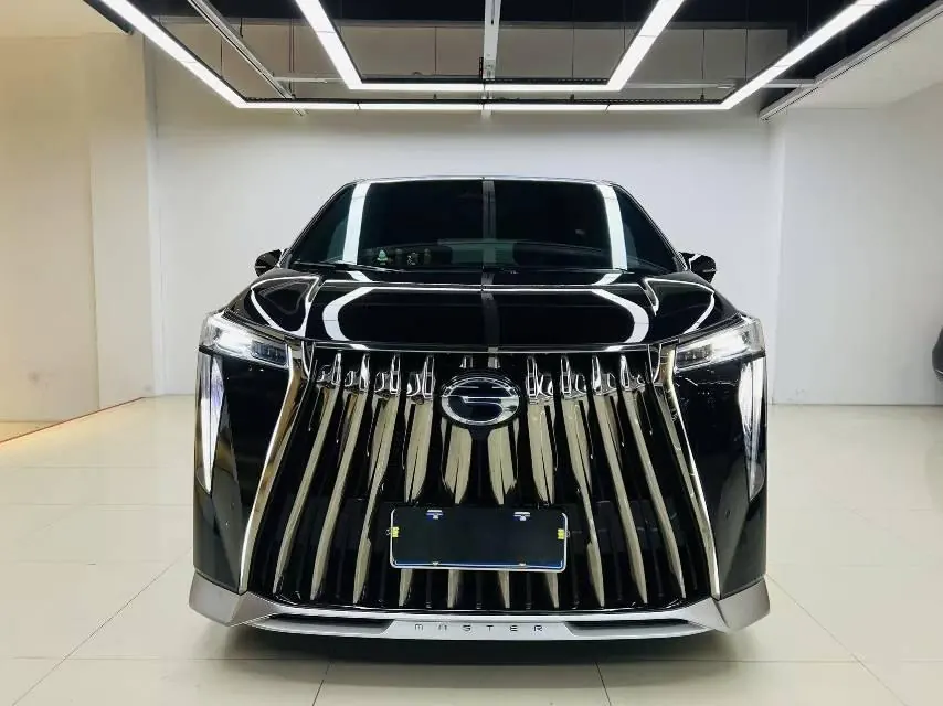 Trumpchi 2025 M8 Dual-Motor 2.0T Grandmaster Series Super Hybrid Automatic Transmission 2