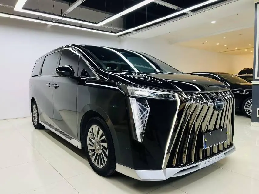 Trumpchi 2025 M8 Dual-Motor 2.0T Grandmaster Series Super Hybrid Automatic Transmission 3