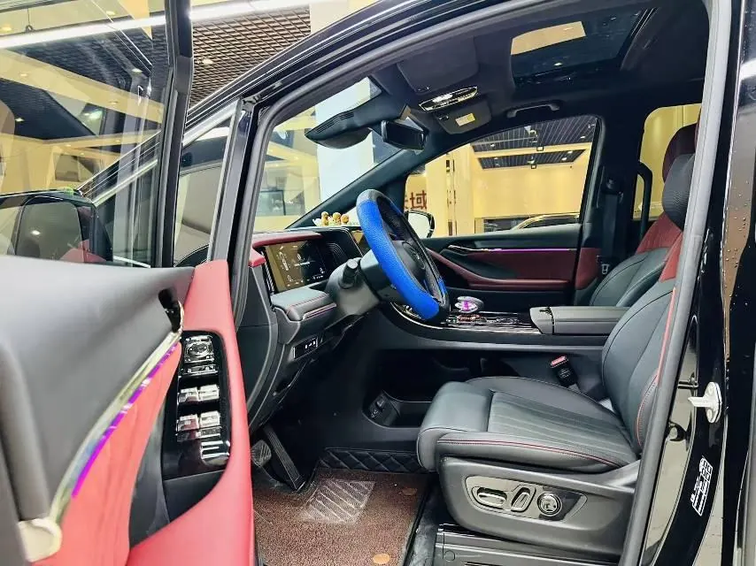 Trumpchi 2025 M8 Dual-Motor 2.0T Grandmaster Series Super Hybrid Automatic Transmission 6