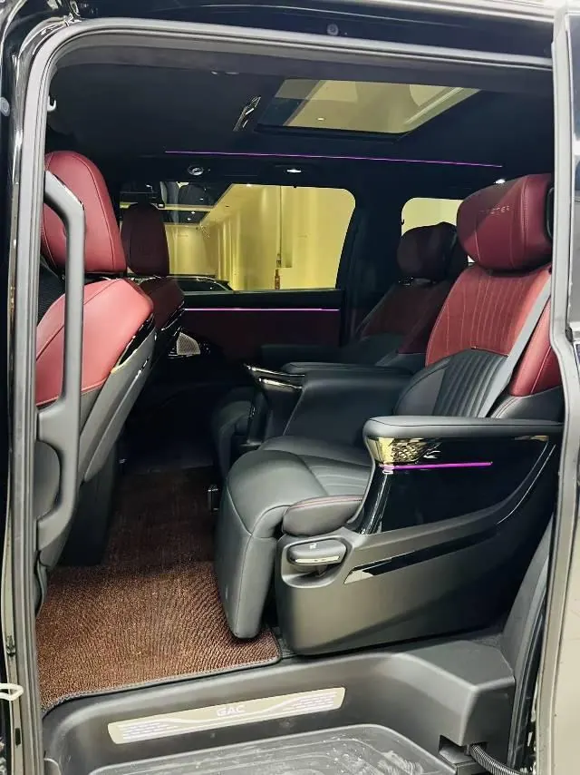 Trumpchi 2025 M8 Dual-Motor 2.0T Grandmaster Series Super Hybrid Automatic Transmission 9