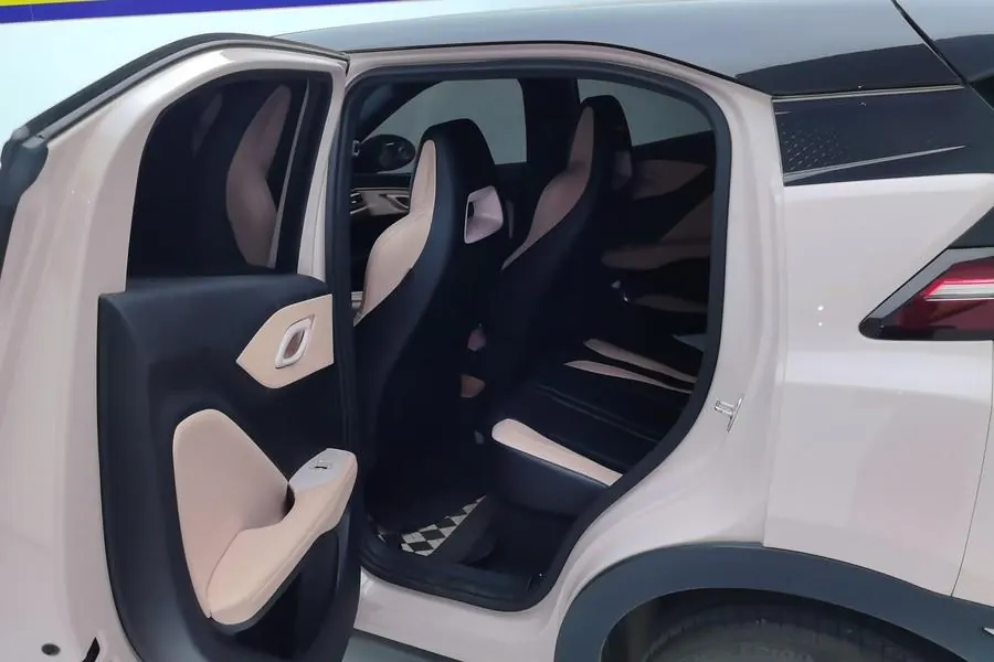 BYD 2024 Seagull Glory Edition 405km Flying Edition Automatic Gear 5