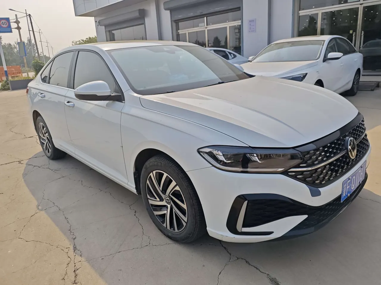 Volkswagen 2024 LaVida 1.5 Star 5 Million Edition Automatic Gear 2