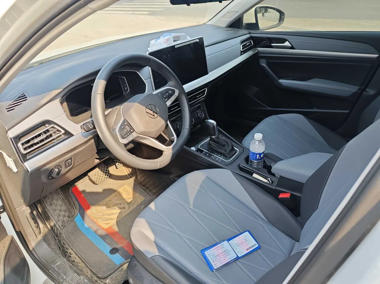 Volkswagen 2024 LaVida 1.5 Star 5 Million Edition Automatic Gear 4
