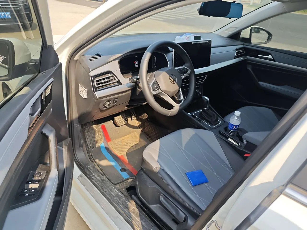Volkswagen 2024 LaVida 1.5 Star 5 Million Edition Automatic Gear 5