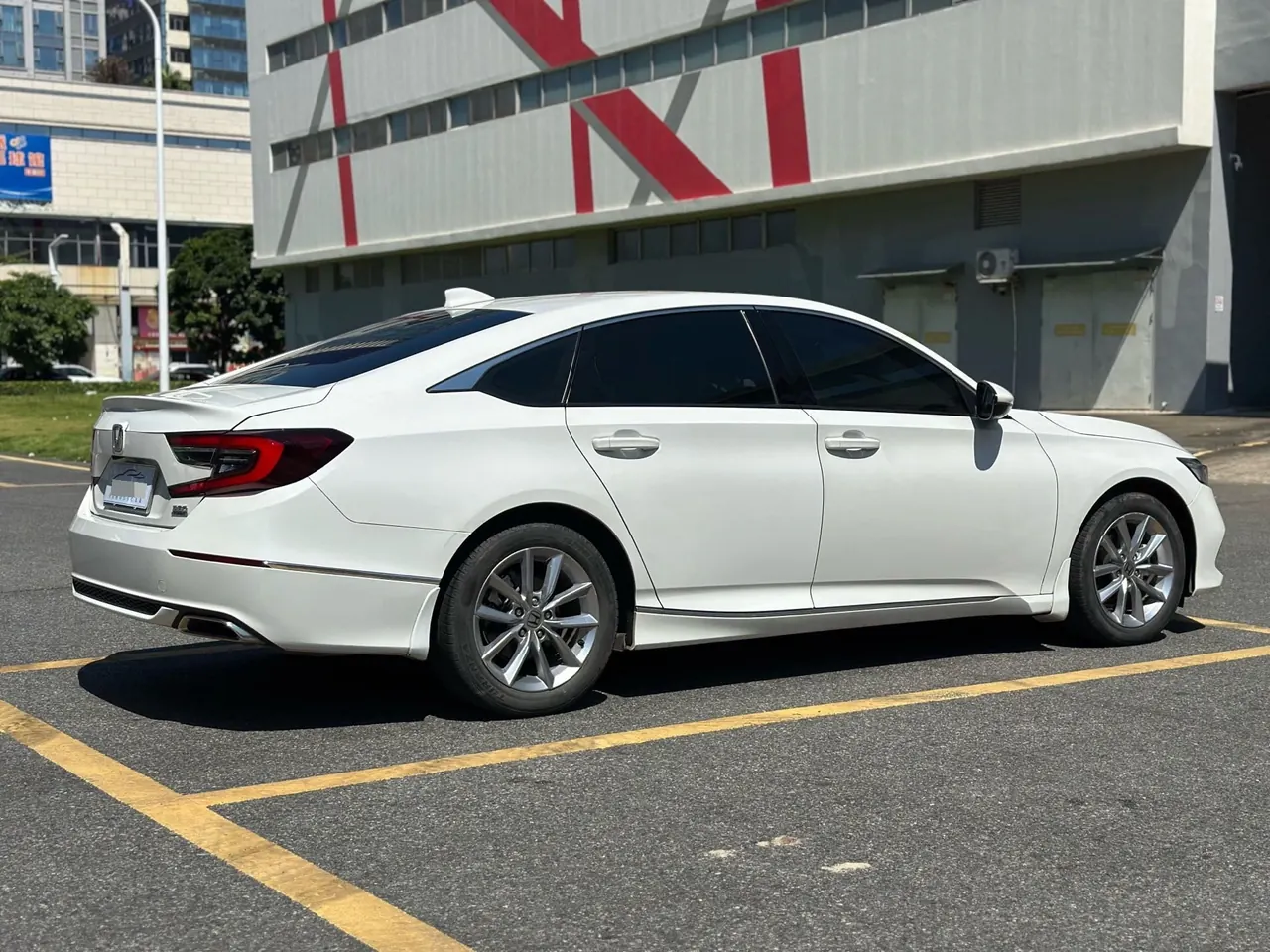 Honda 2022 10th Generation Accord 1.5T Stepless 260TURBO Deluxe Automatic Gear 8