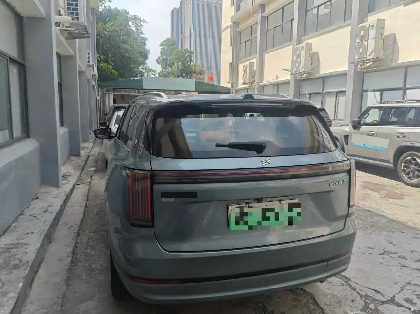 Jetour 2025 Shanhai L7 PLUS 1.5T 220km Flagship 7-seat Automatic Gear 7