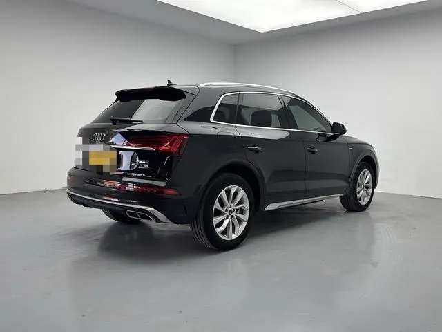 Audi 2022 Q5L 2.0TFSI 40TFSI Deluxe Dynamic (Modified) Automatic Gear 9