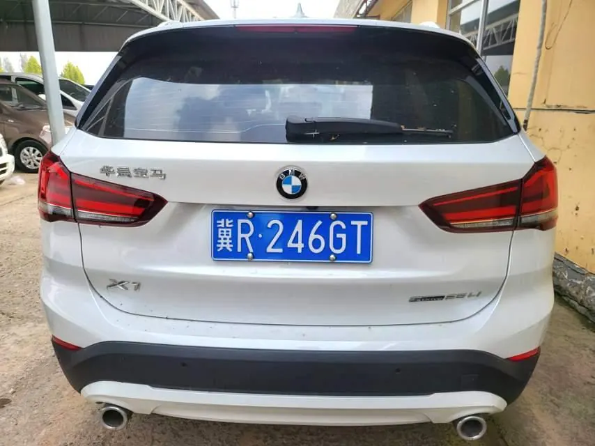 BMW 2022 X1 sDrive25Li 2.0T Leading Automatic Gear 3