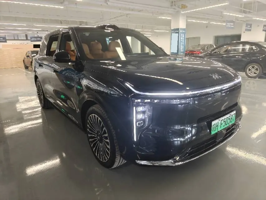 IM 2026 IM LS8 52 Max Luxury Six-seat Automatic Gear 2