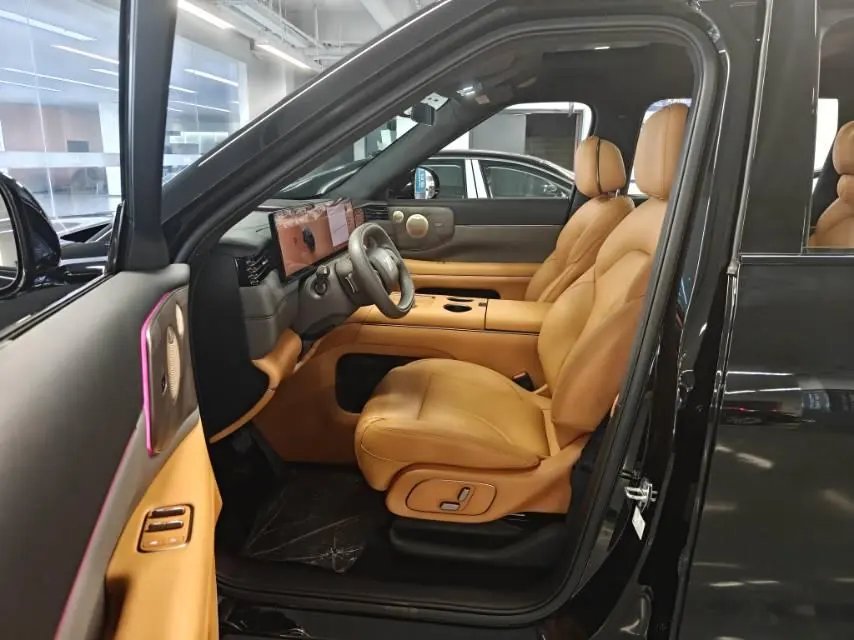 IM 2026 IM LS8 52 Max Luxury Six-seat Automatic Gear 5