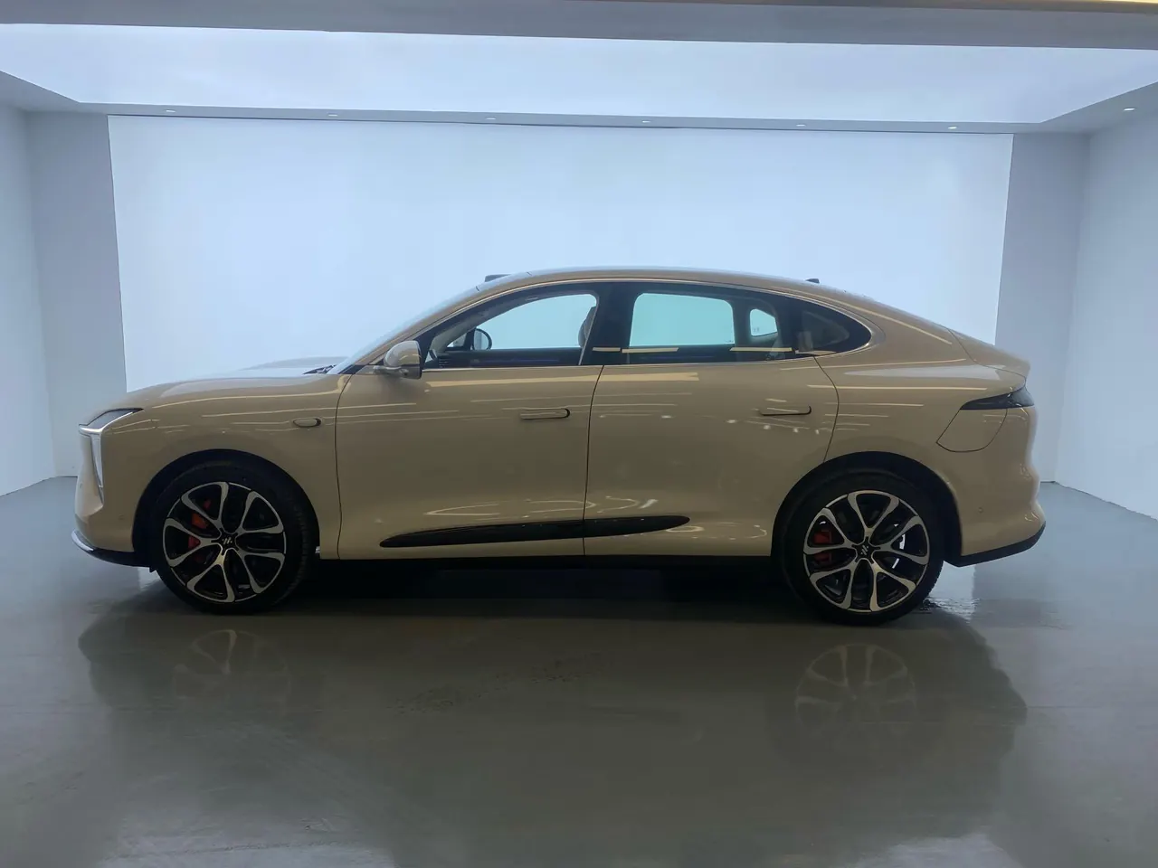 IM 2026 IM LS6 66 Max automatic transmission 4