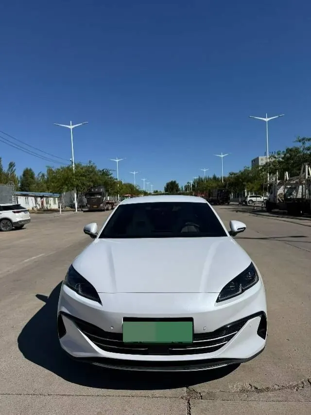 BYD 2025 seals 06 DM-i 1.5 stepless smart driving version 80KM noble automatic gear 2