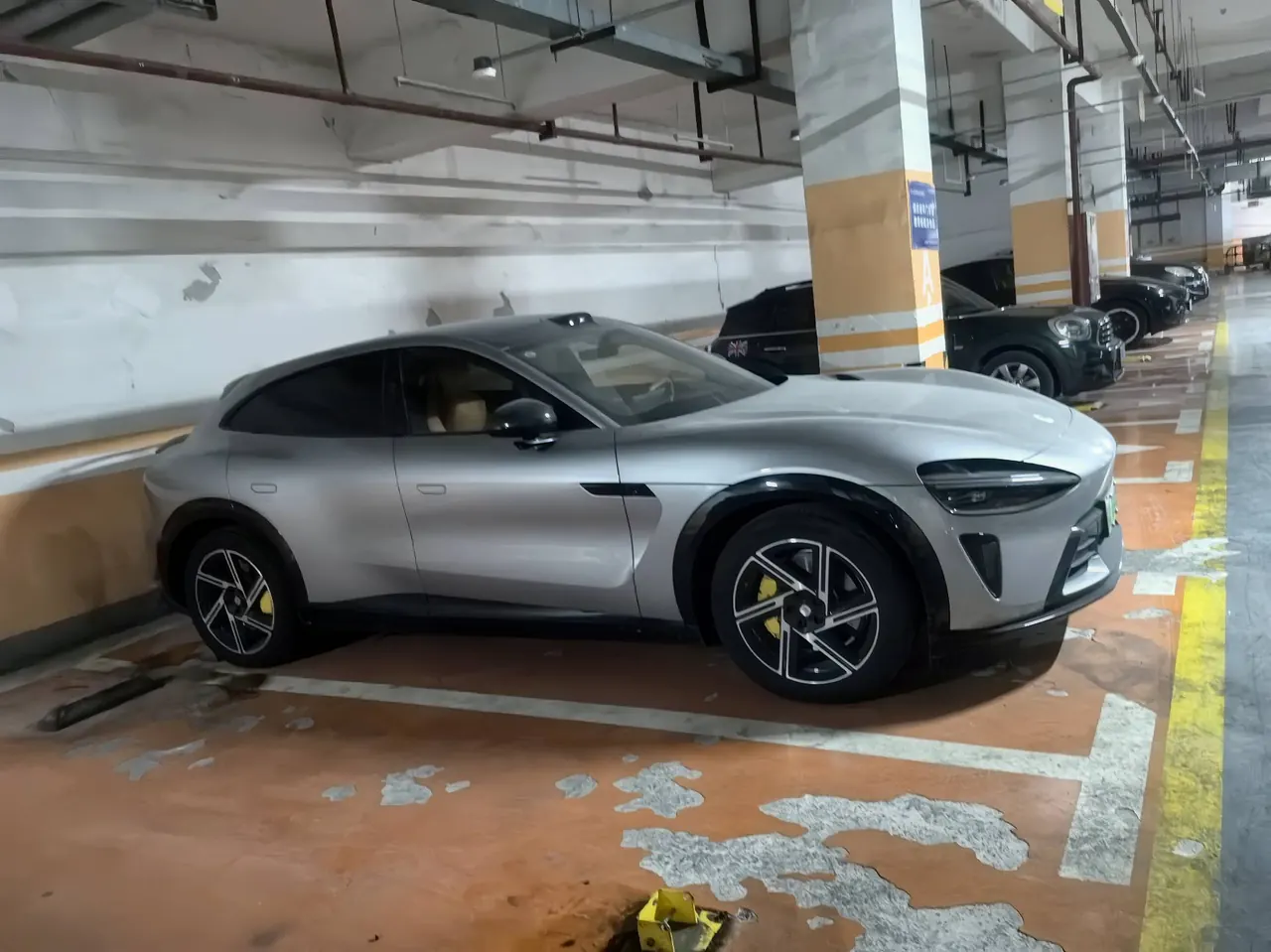 MI 2025 YU7 Long Endurance High Performance Four-wheel Drive Max Edition Automatic Gear 6