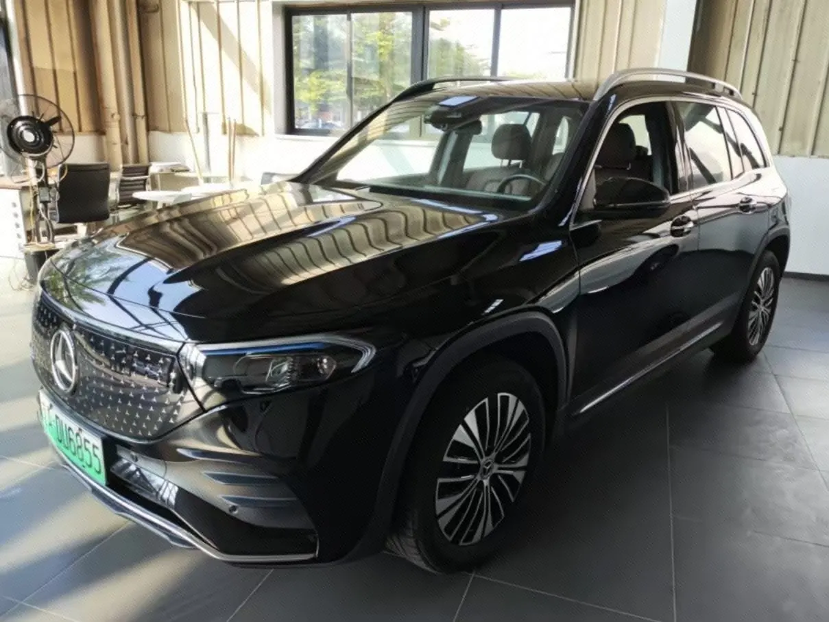 Mercedes Benz 2025 EQB 260 EQB 260 Automatic - View 1