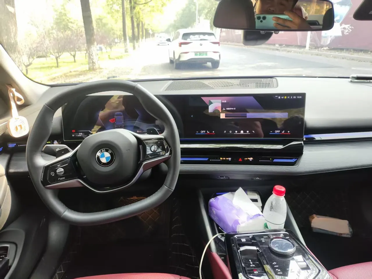 BMW 5 Series 2024 525Li 2.0T Luxury Suit Automatic Gear 3