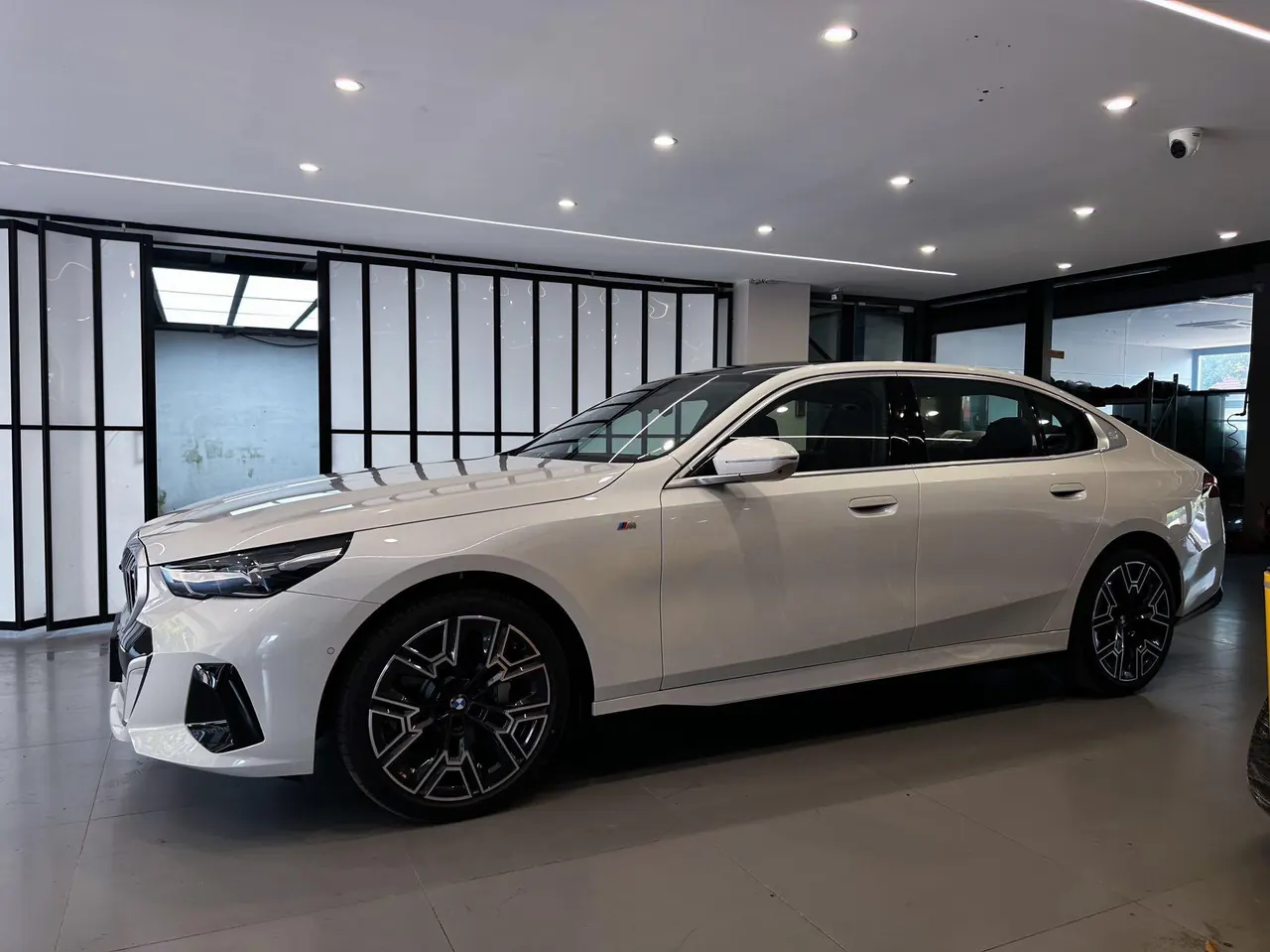 BMW 5 series 2024 530Li 48V 2.0T exclusive m sports suit automatic gear 2