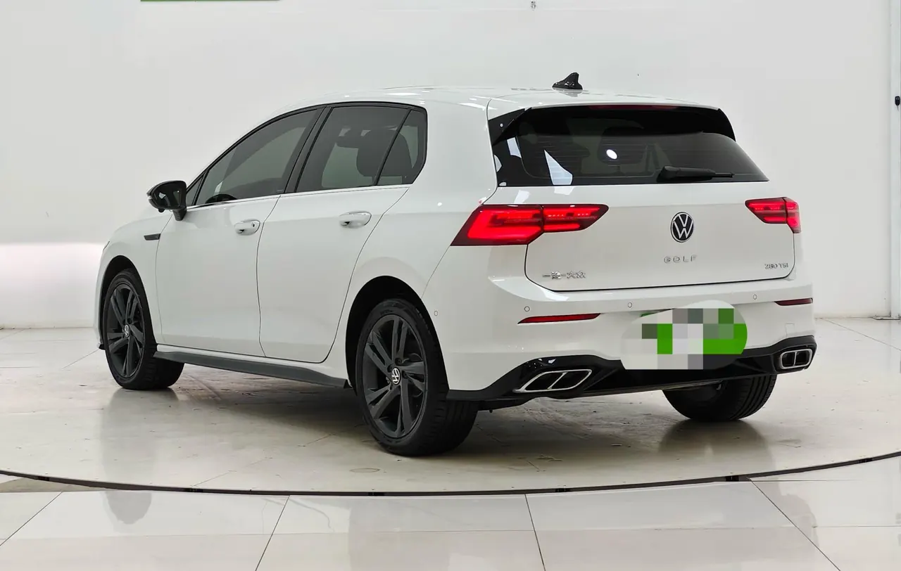 Volkswagen 2023 Golf 8 R-Line 1.4TSI 280TSI Lite Automatic 2