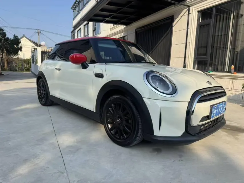MINI Mini (imported) 2023 Mini One 1.5T automatic gear 3