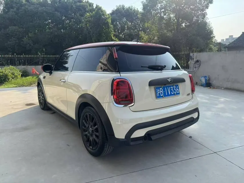 MINI Mini (imported) 2023 Mini One 1.5T automatic gear 6