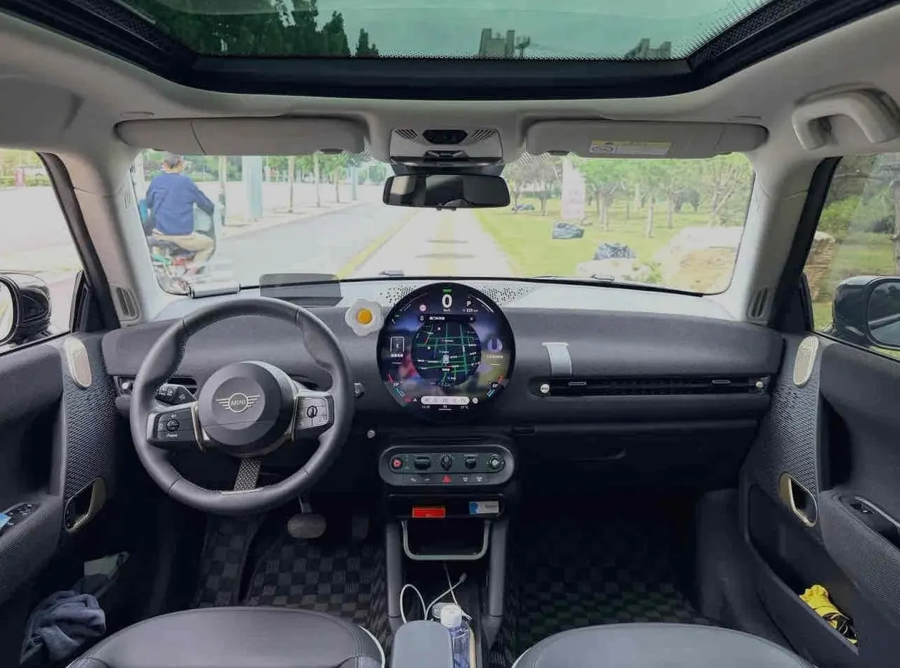 MINI 2024 Mini Cooper SE 452km Cooper SE Artist Automatic 5