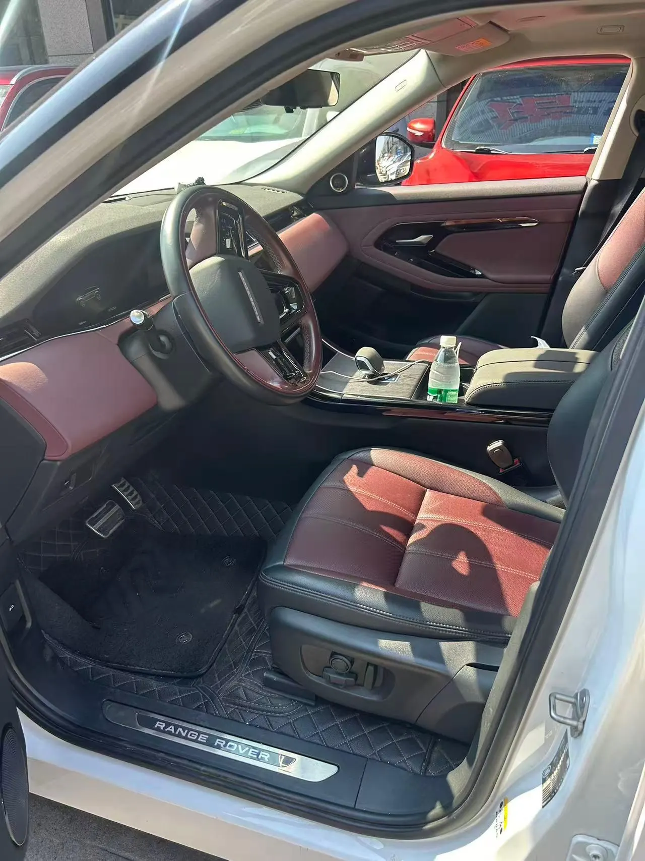 Land Rover 2024 evoque L 48V 2.0T 249PS automatic gear 2