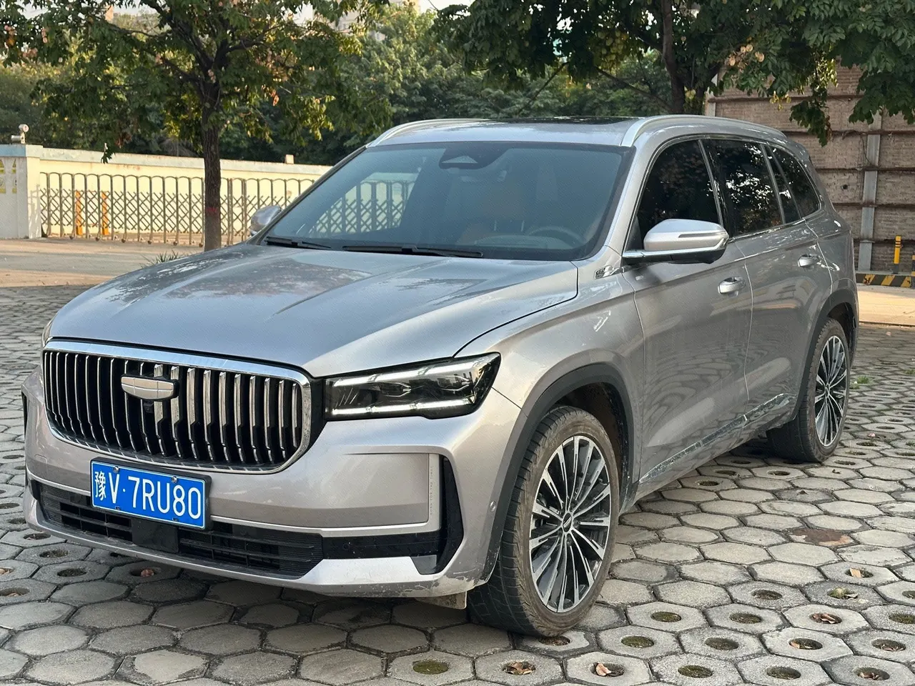 Open image lightbox: Geely 2024 XingyueL (Monjaro) Zhiqing 1.5T Tiangong Edition Automatic Gear