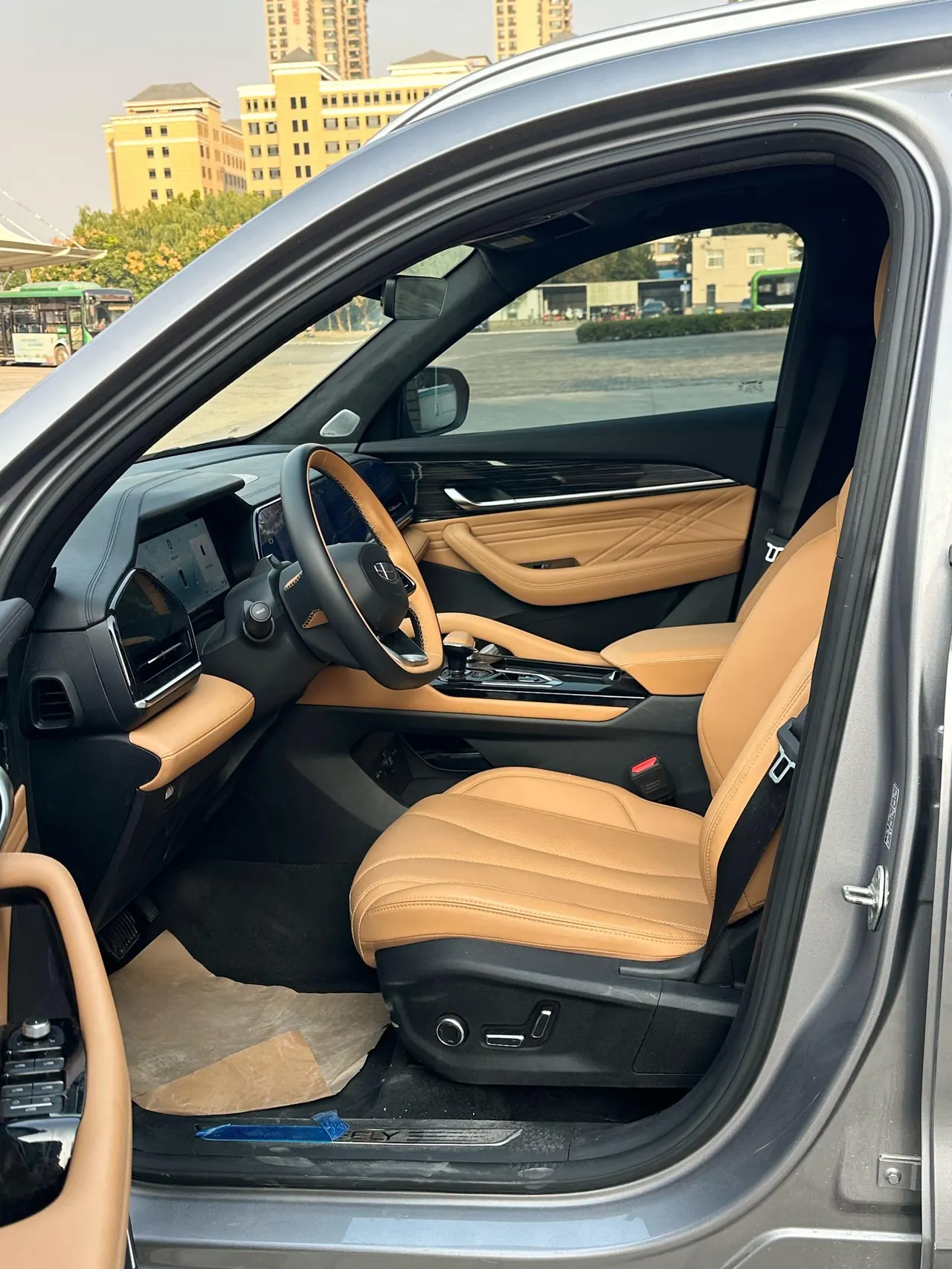 Geely 2024 XingyueL (Monjaro) Zhiqing 1.5T Tiangong Edition Automatic Gear 4