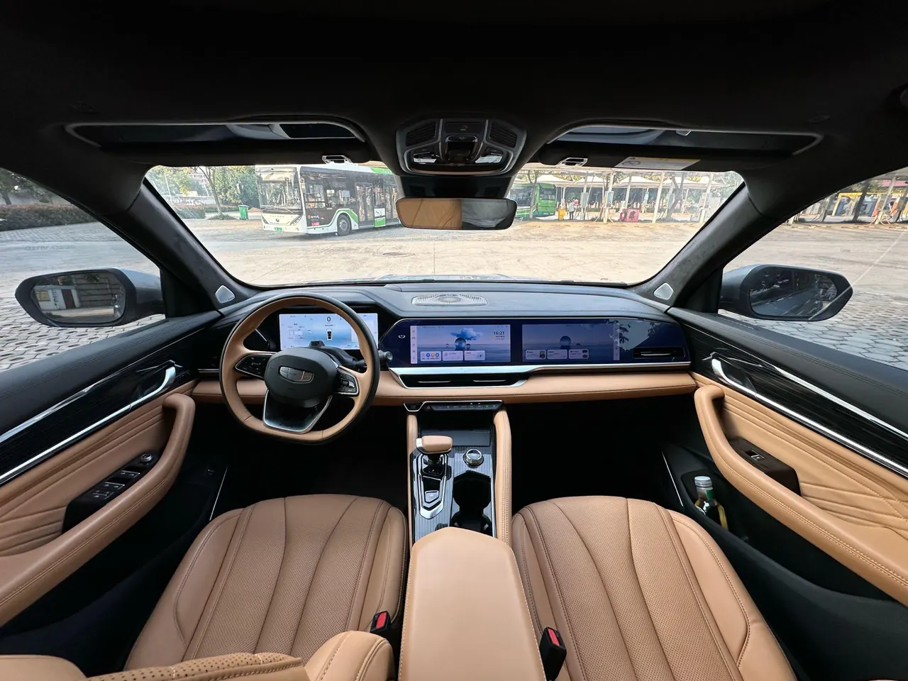 Geely 2024 XingyueL (Monjaro) Zhiqing 1.5T Tiangong Edition Automatic Gear 6